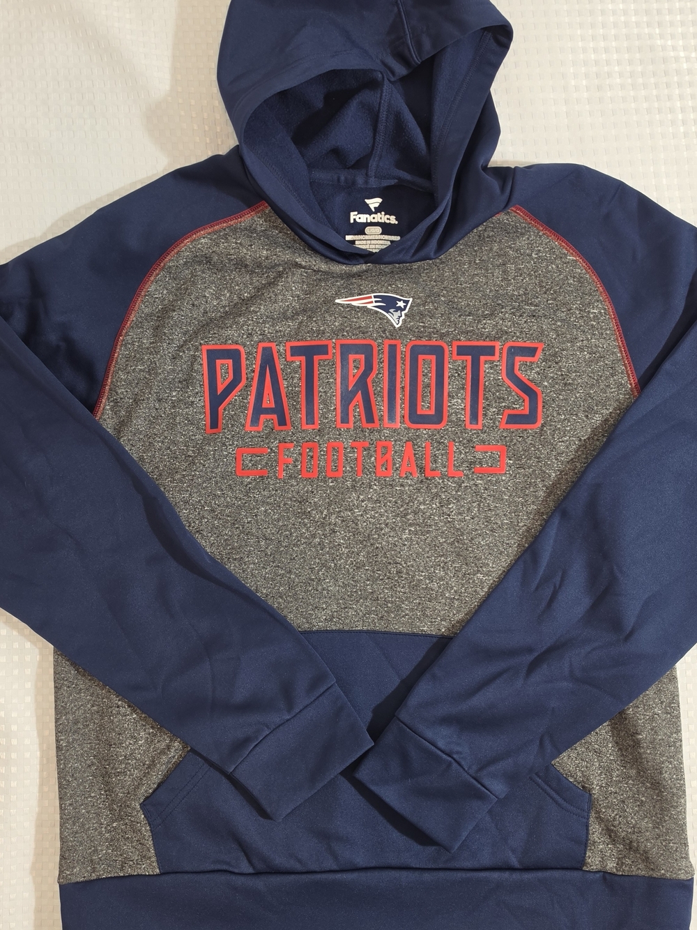 New England Patriots Fanatics Chiller Fleece Raglan Pullover Hoodie Men's L NWOT